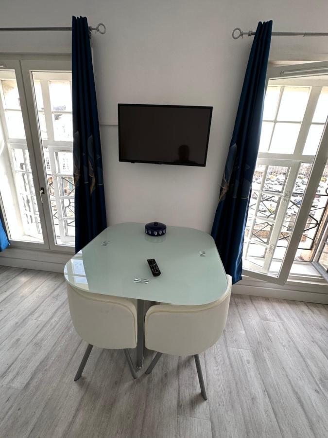 Le Bleu Arrageois Apartment อาร์ราส ภายนอก รูปภาพ