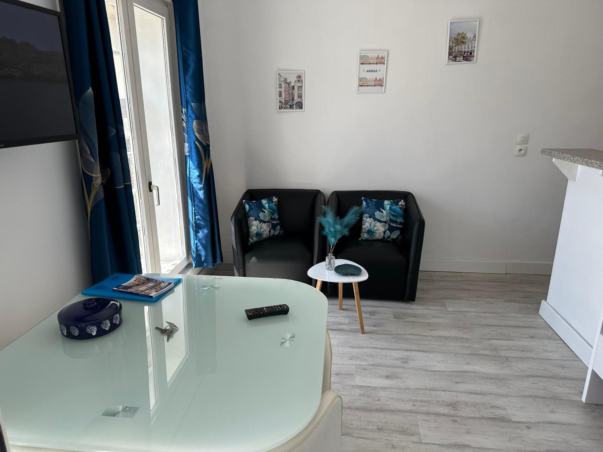 Le Bleu Arrageois Apartment อาร์ราส ภายนอก รูปภาพ