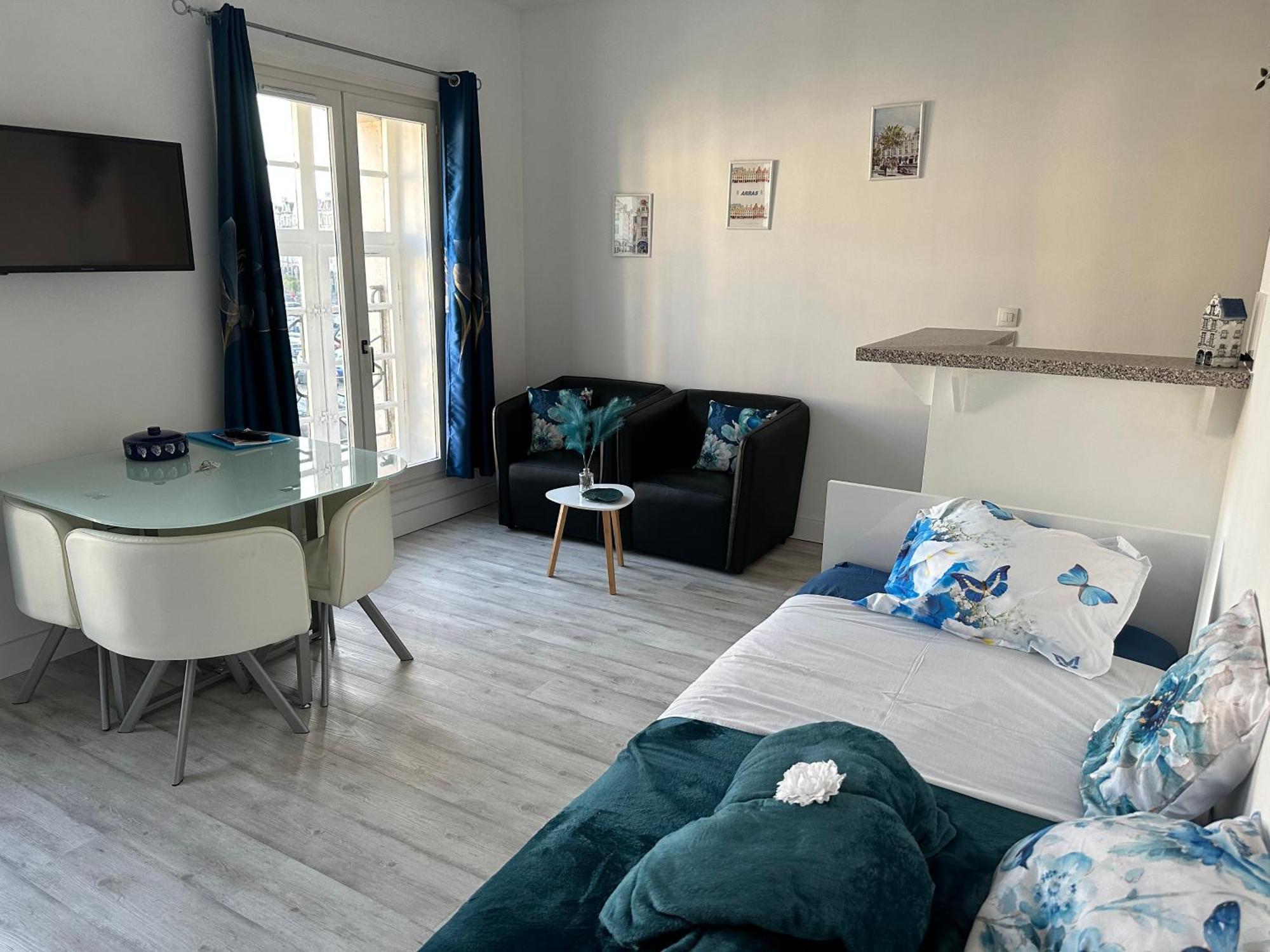 Le Bleu Arrageois Apartment อาร์ราส ภายนอก รูปภาพ
